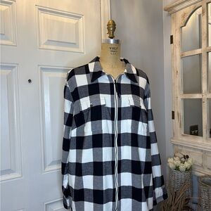 Chaps Navy and White Plaid Women’s Shacket SZ XL Layering Piece Cabincore Cozy